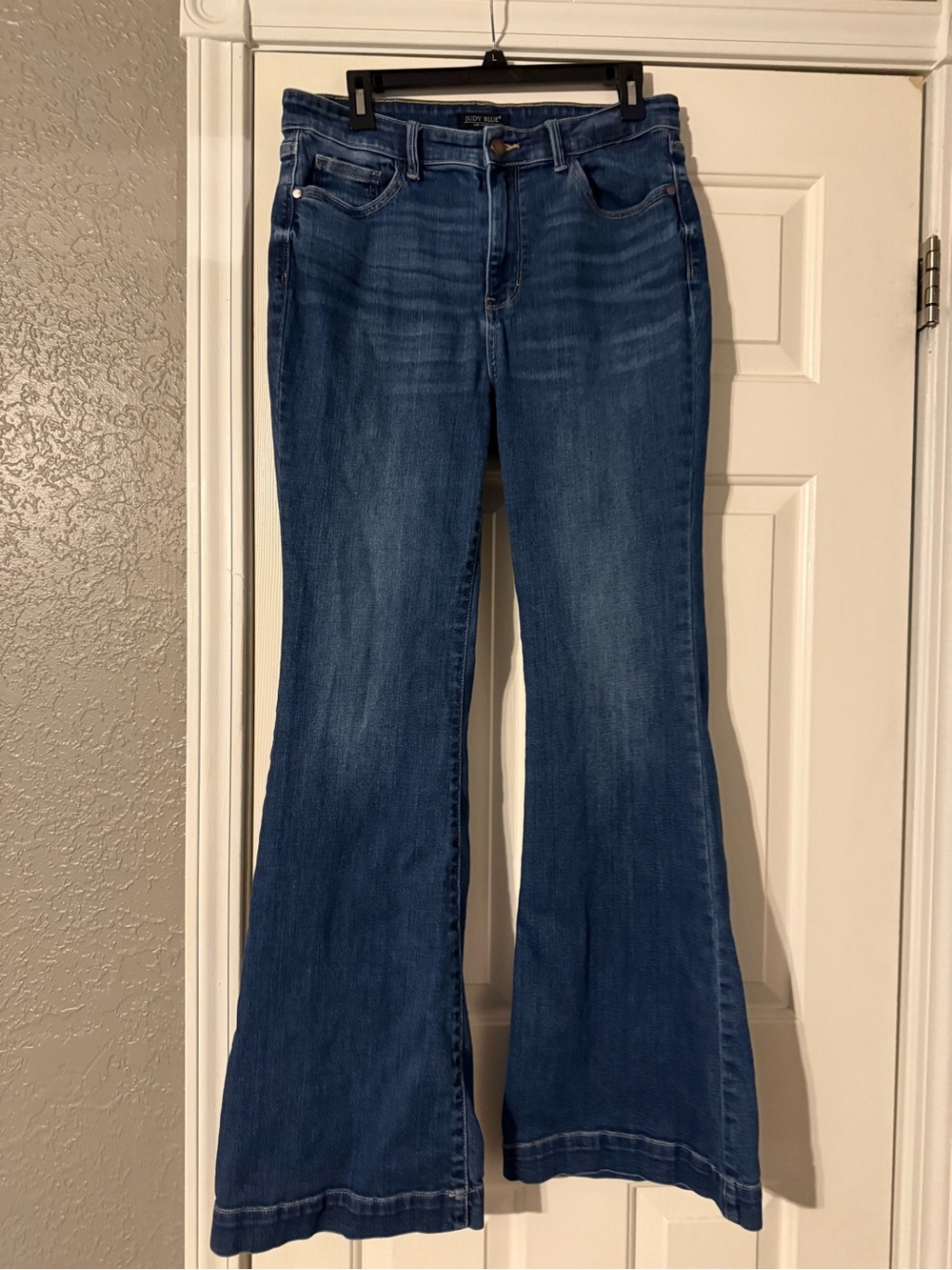 Judy Blue Women's Dark Blue Flared Jeans